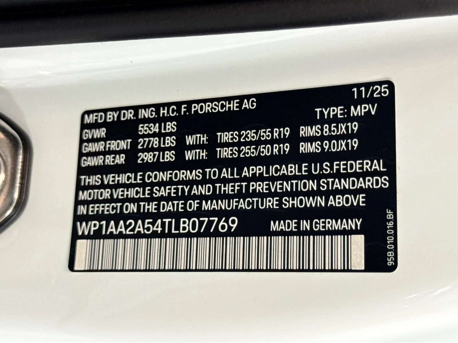 Used 2026 White Porsche  image 27