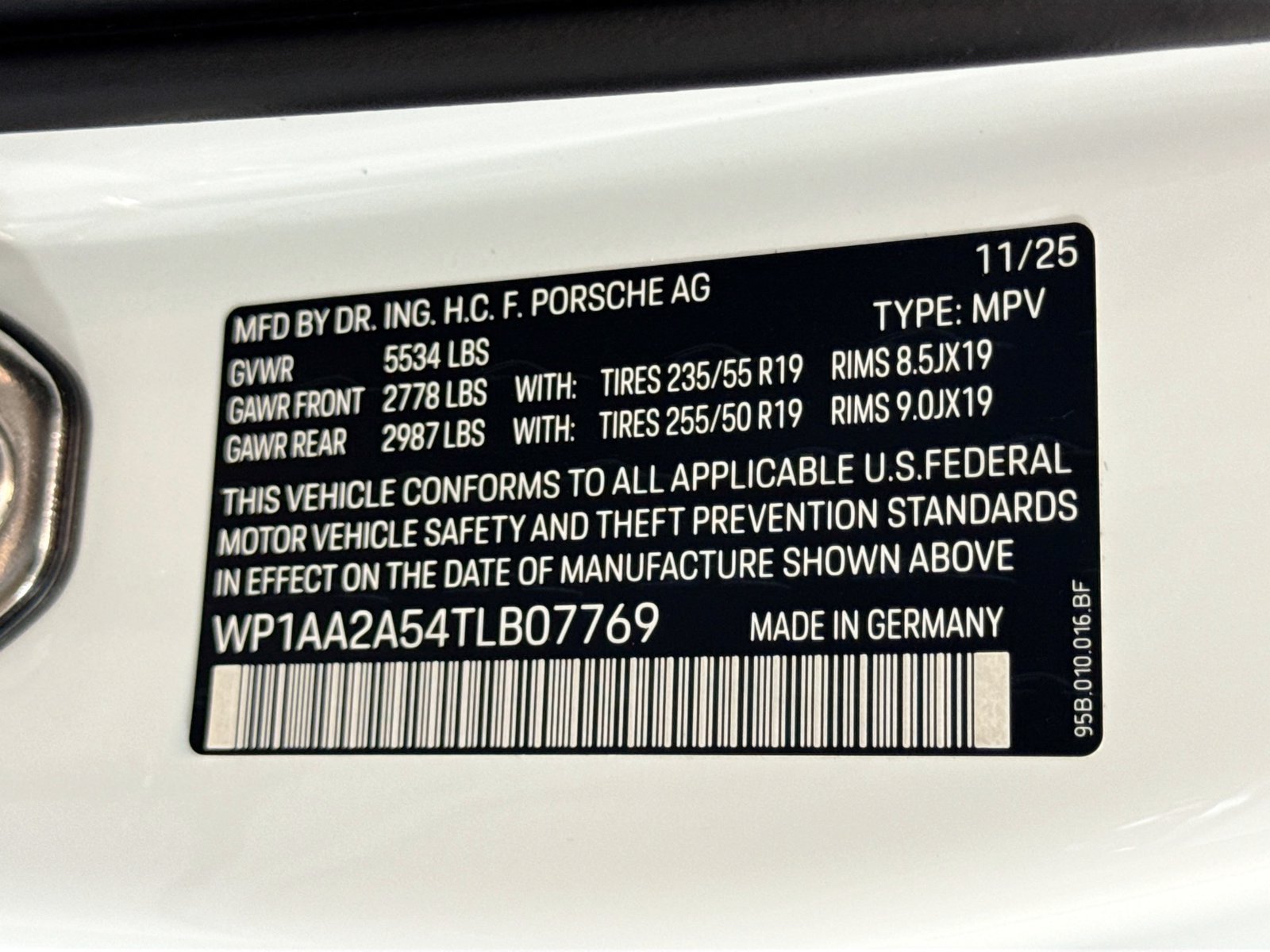 Used 2026 White Porsche  image 27