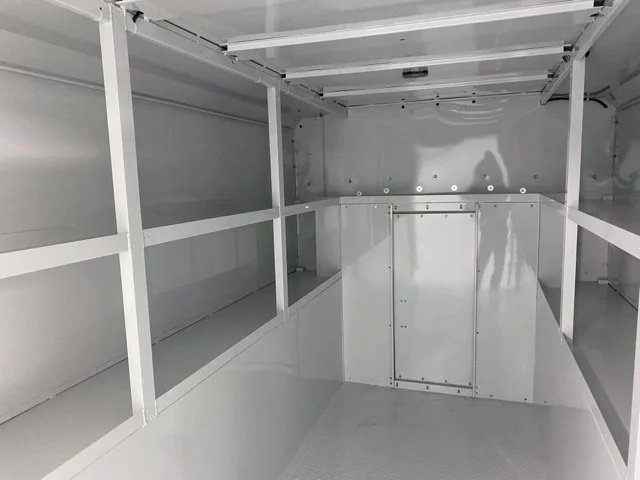New 2025 Oxford White Ford E-350 SRW image 29