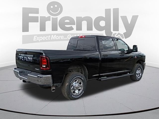New 2026 Diamond Black Crystal Pearl-Coat Exterior Paint RAM Tradesman image 5