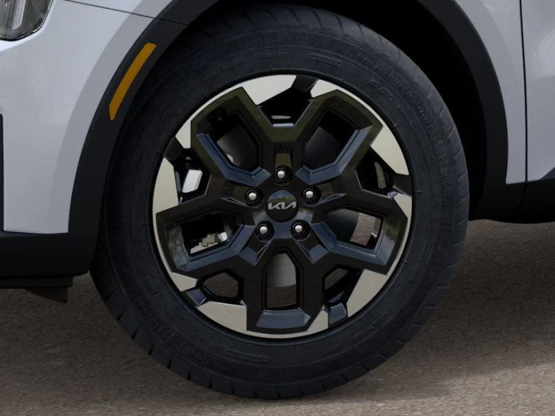 2025 Kia Sorento S - Photo 10