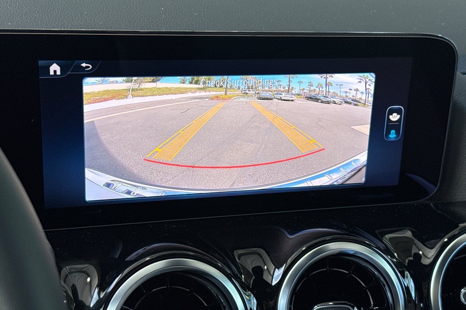 New 2026 Polar White Mercedes-Benz GLA 250 image 17