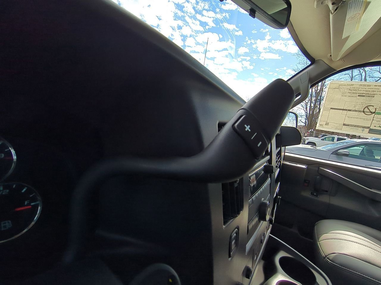 2025 Chevrolet Express Cargo Work Van - Photo 15