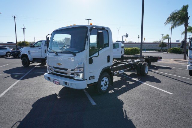 2024 Chevrolet Low Cab Forward 3500 Gas 109" WB Regular Cab's photo