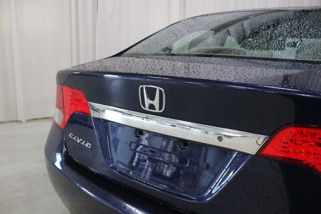 Used 2009 Atomic Blue Metallic Honda LX image 28