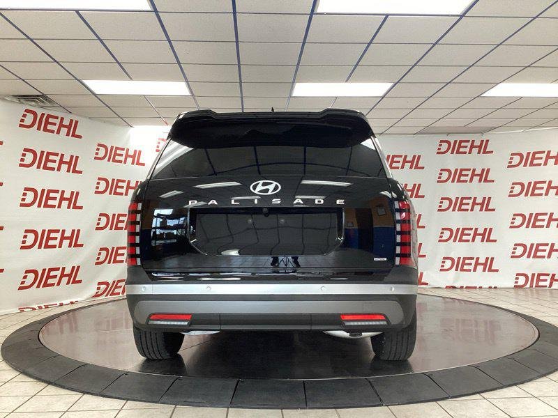 New 2027 Black Hyundai SEL Premium AWD image 6