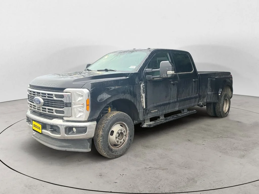 2024 Ford F-350 XLT 4x4 Crew Cab 8' Box DRW's photo