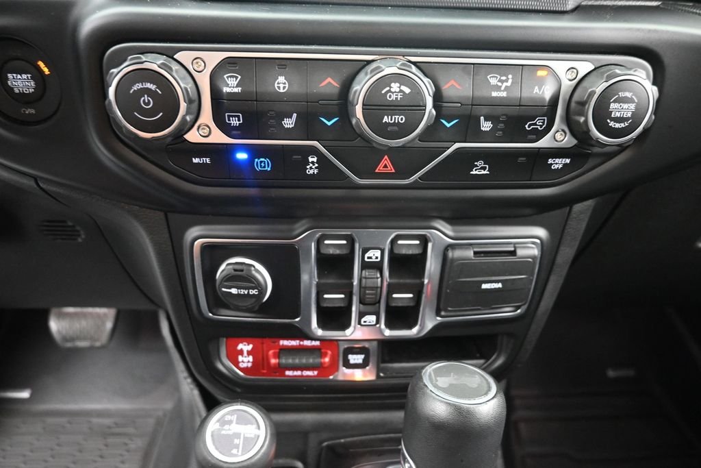 Used 2023 White Jeep Rubicon 4xe image 19