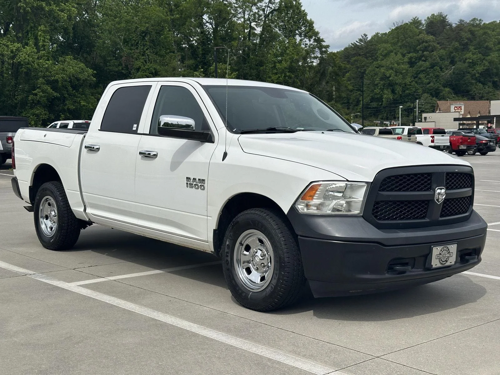2016 RAM 1500 Tradesman 4x4 Crew Cab 5'7's photo