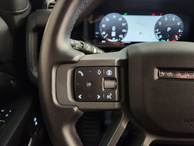2025 Land Rover Defender X-Dynamic SE - Photo 28