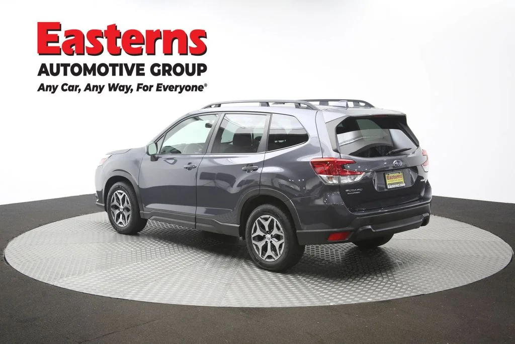 Used 2022 Gray Subaru Premium image 67