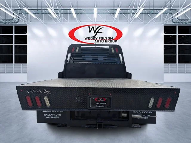New 2026 Diamond Black Crystal Pearl-Coat Exterior Paint RAM Tradesman image 4