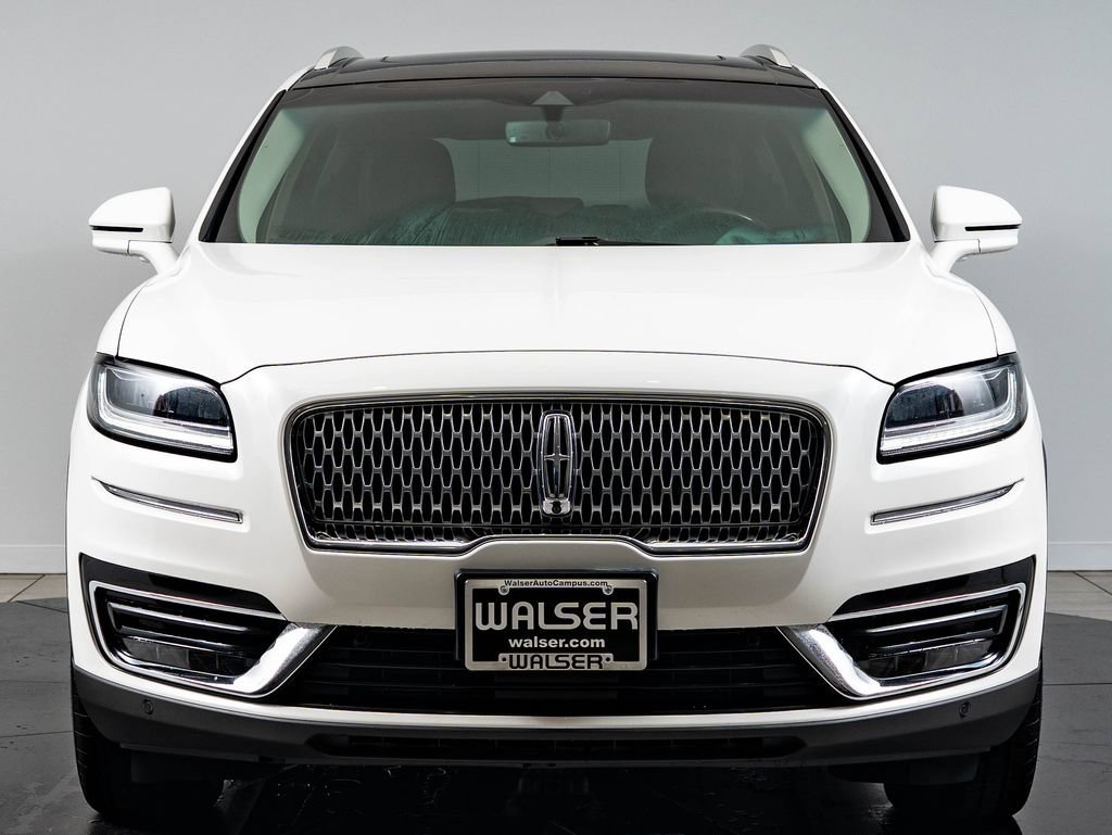 Used 2020 Pristine White Lincoln Reserve image 2