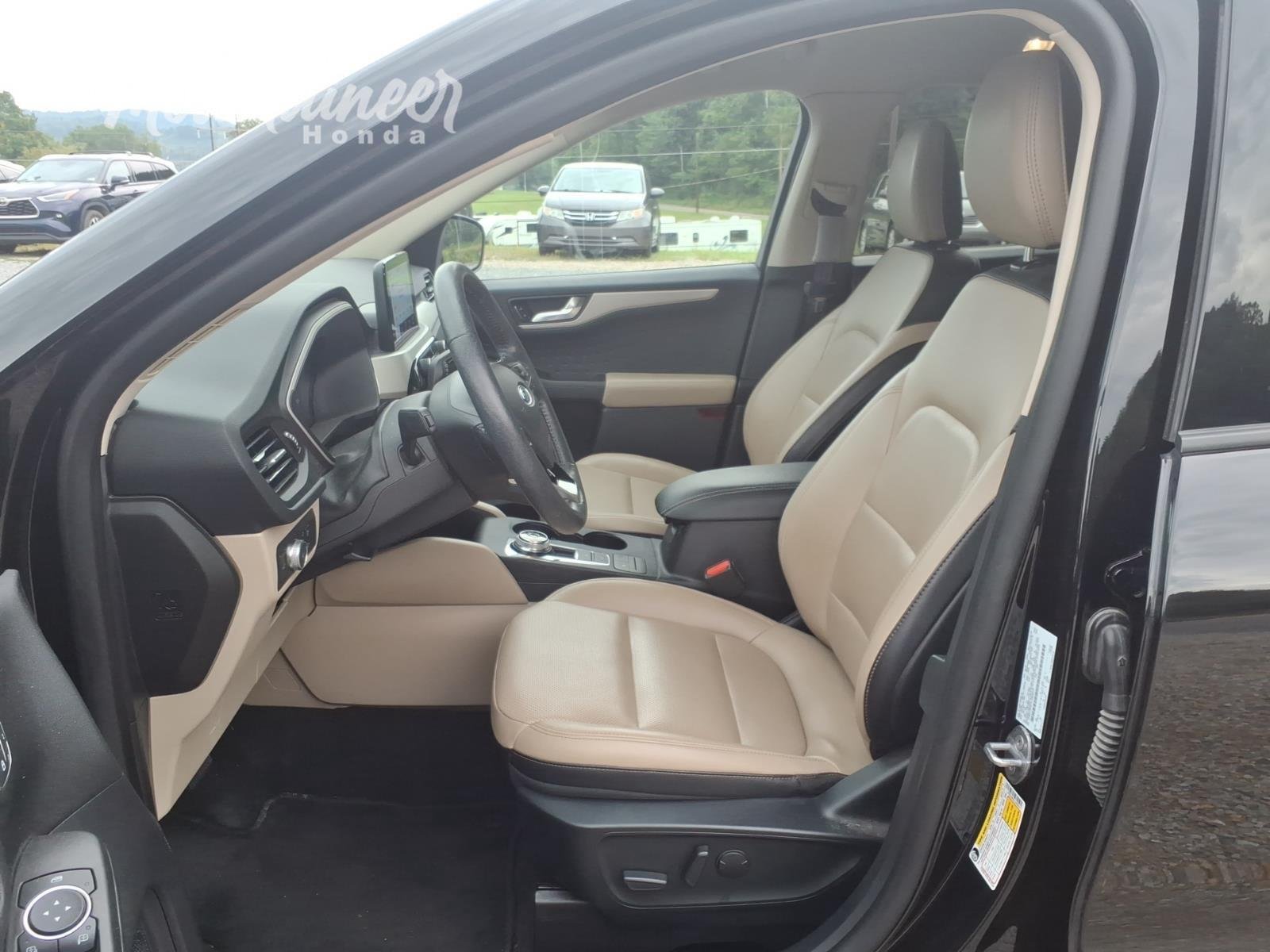 Used 2020 Agate Black Ford SEL image 14