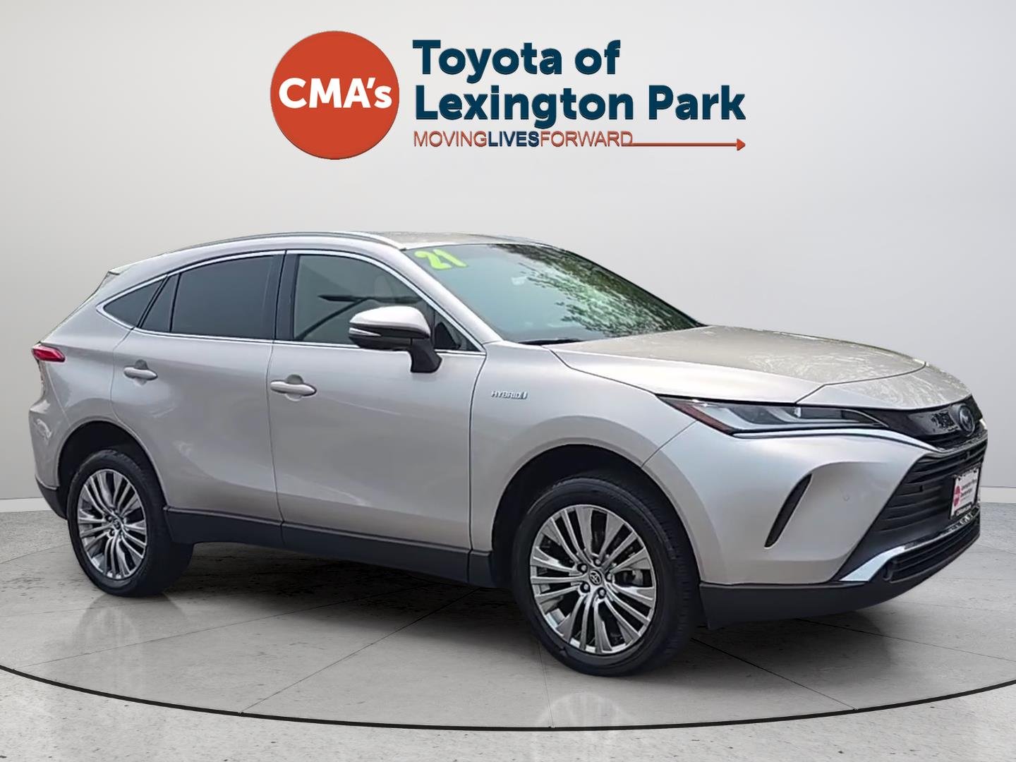 Used 2021 Titanium Glow Toyota Limited image 7