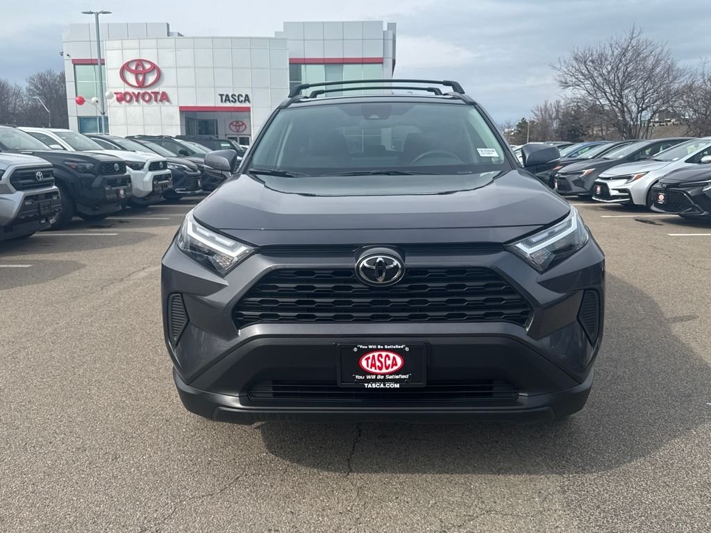 View vehicle photo 2