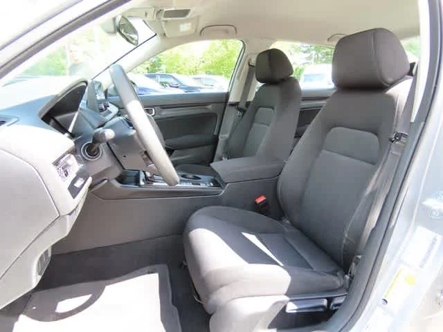 2025 Honda Civic LX - Photo 11