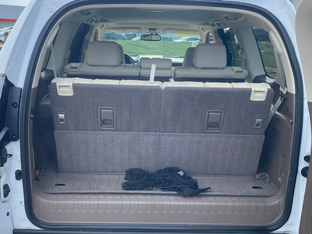 Used 2019  Lexus 460 image 11