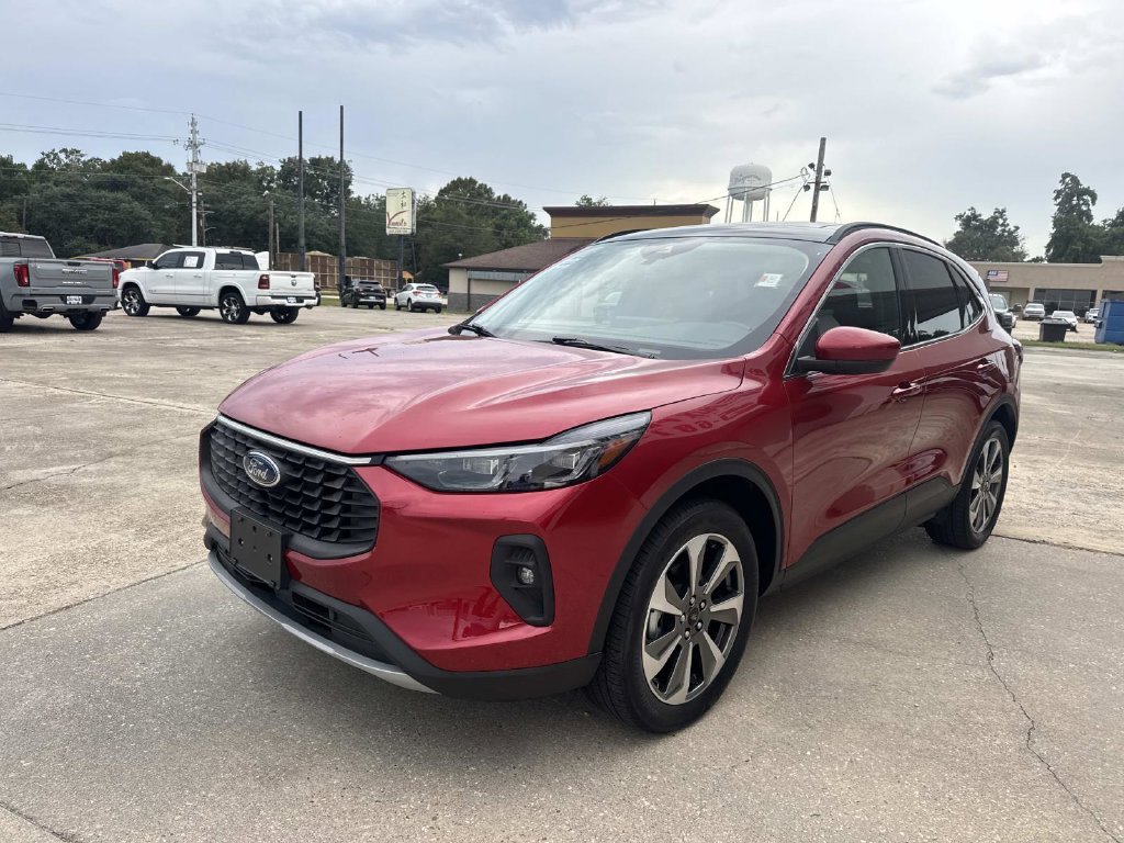 Used 2025 Red Ford Platinum image 11