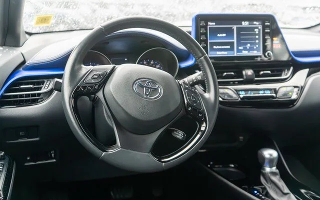 2022 Toyota C-HR XLE - Photo 30