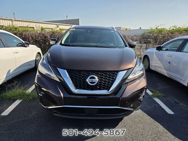Used 2020 Brown Nissan Platinum image 2