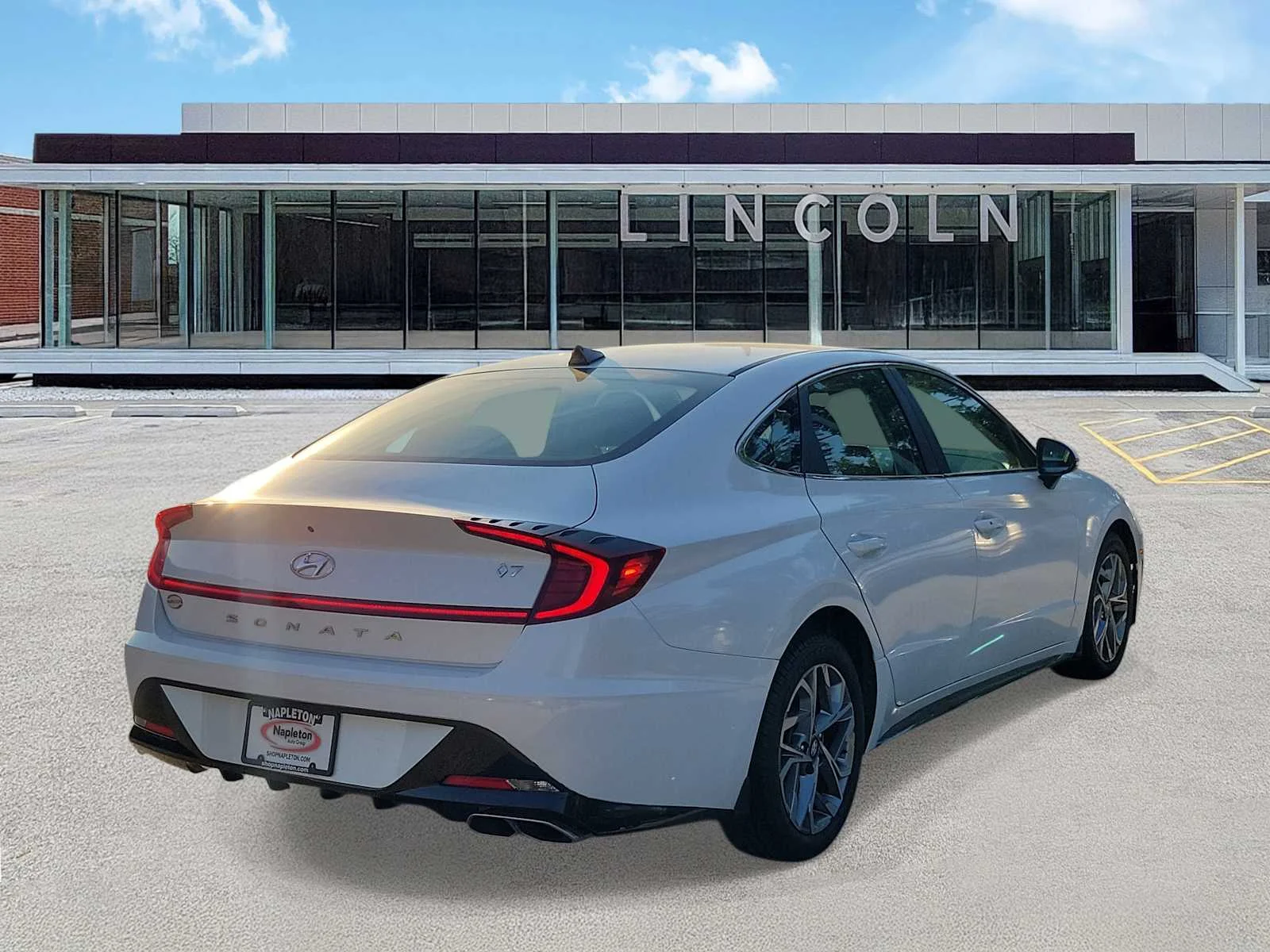 Used 2020 White Hyundai SEL image 3