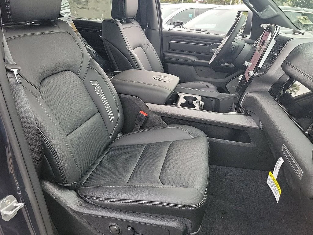 2026 RAM 1500 Rebel - Photo 15