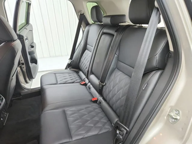 Used 2026 Gold Nissan Platinum image 35