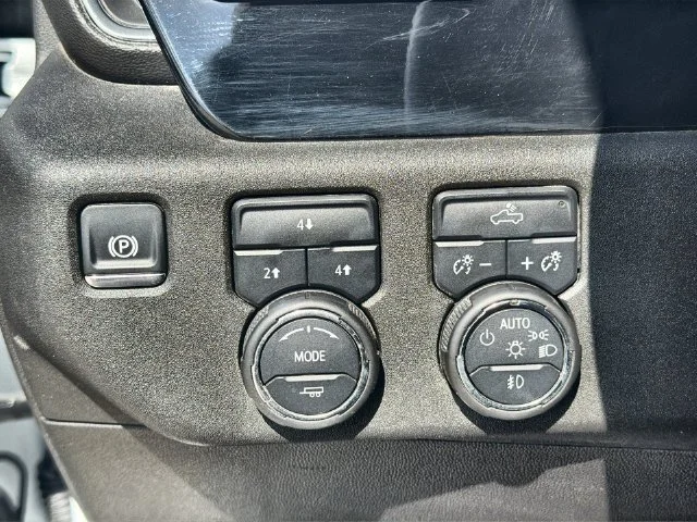 2025 Chevrolet Silverado 2500HD LT - Photo 17