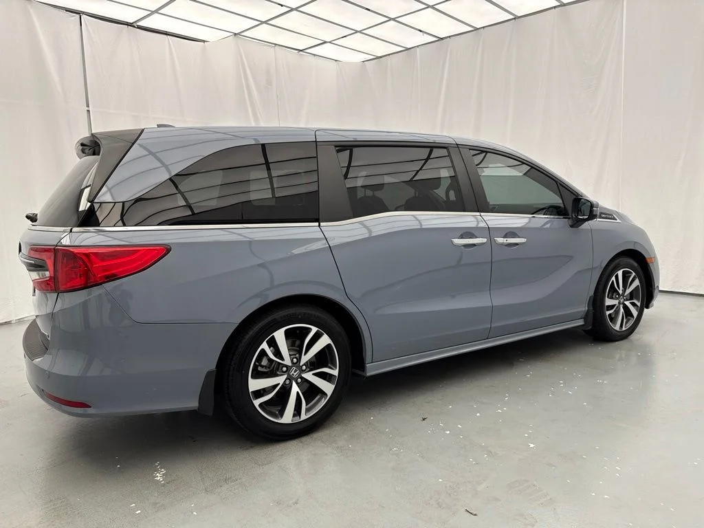 Used 2023 Gray Honda Touring image 14