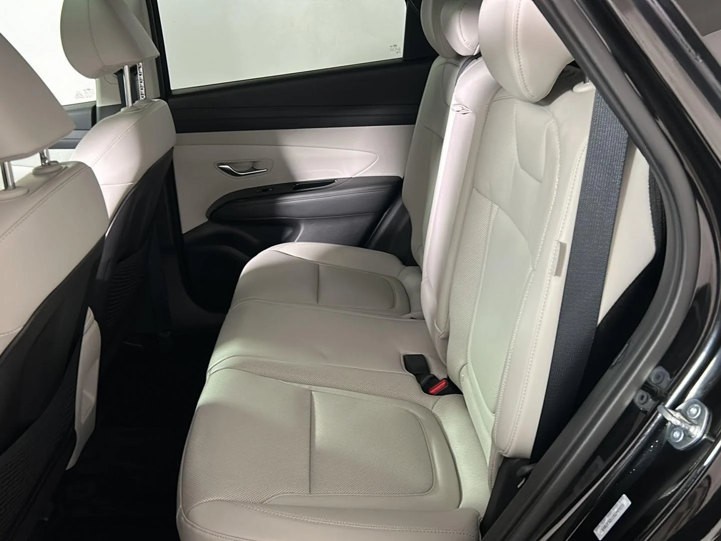 Used 2025 Ash Black Hyundai Limited image 17