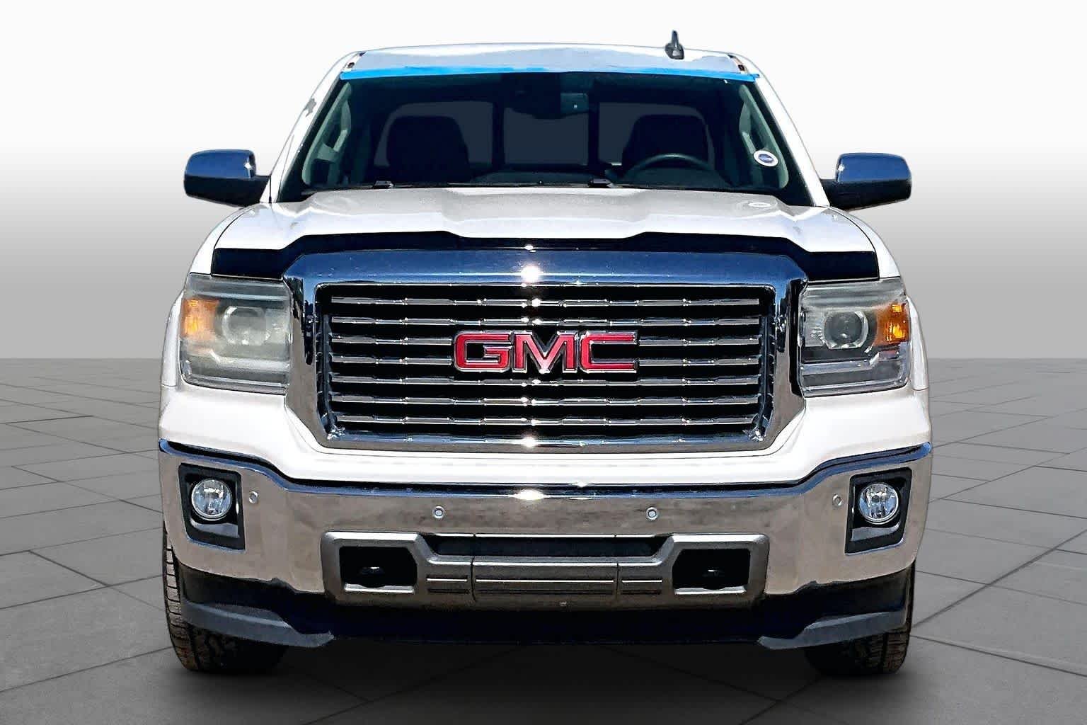 Used 2015 White Diamond Tricoat GMC SLT image 3