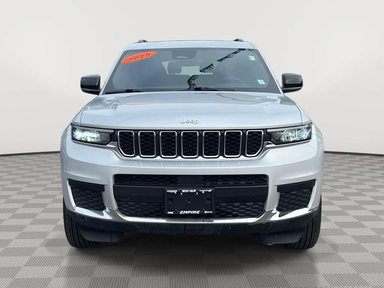 Used 2025 Silver Zynith Jeep Laredo X 4x4 image 2
