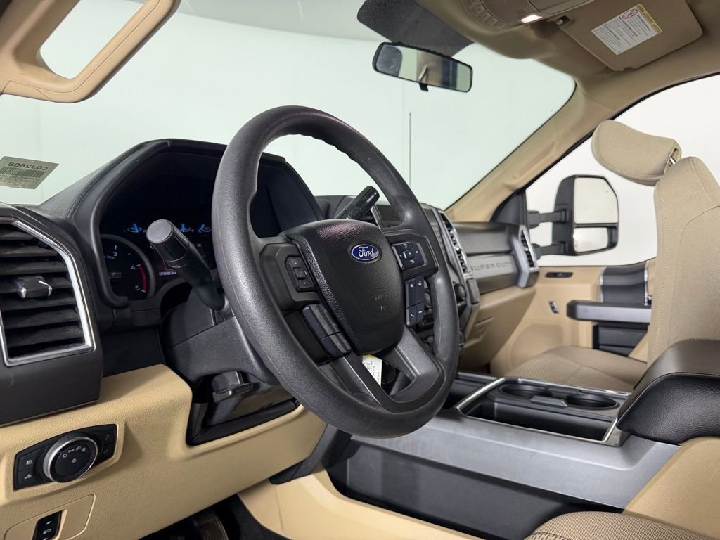 Used 2018 White Ford XLT image 21
