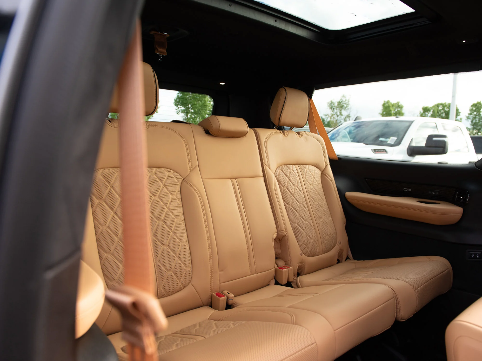 Used 2026 Black Jeep Summit Reserve* image 30