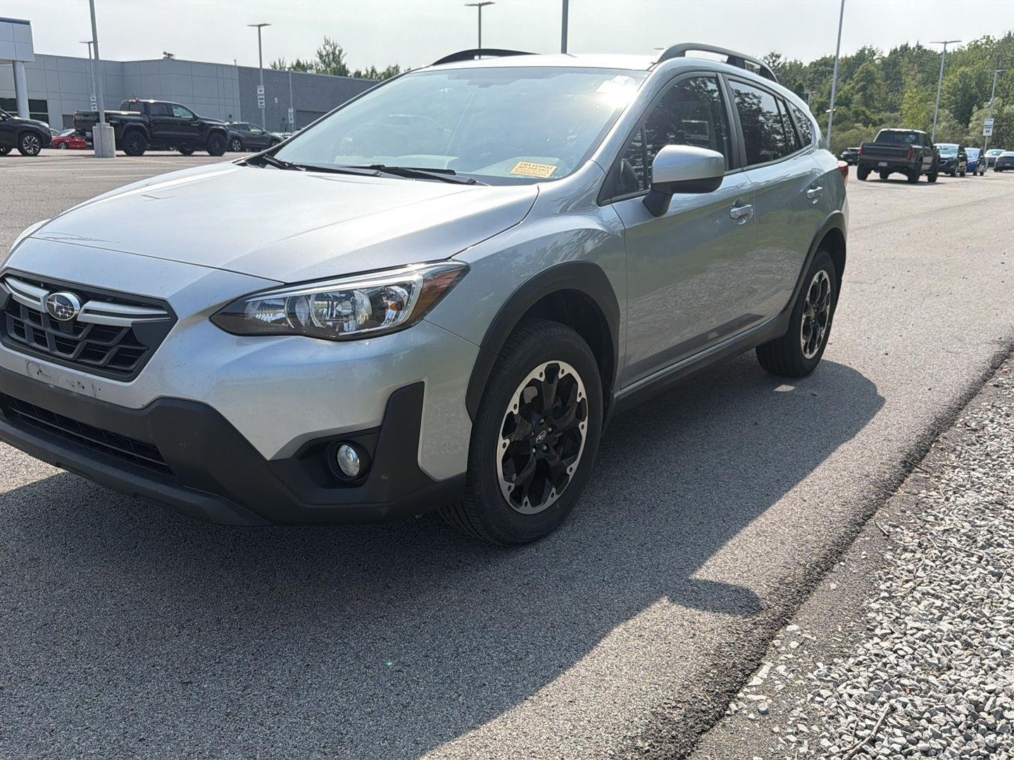 Used 2023 Ice Silver Metallic Subaru Premium image 8