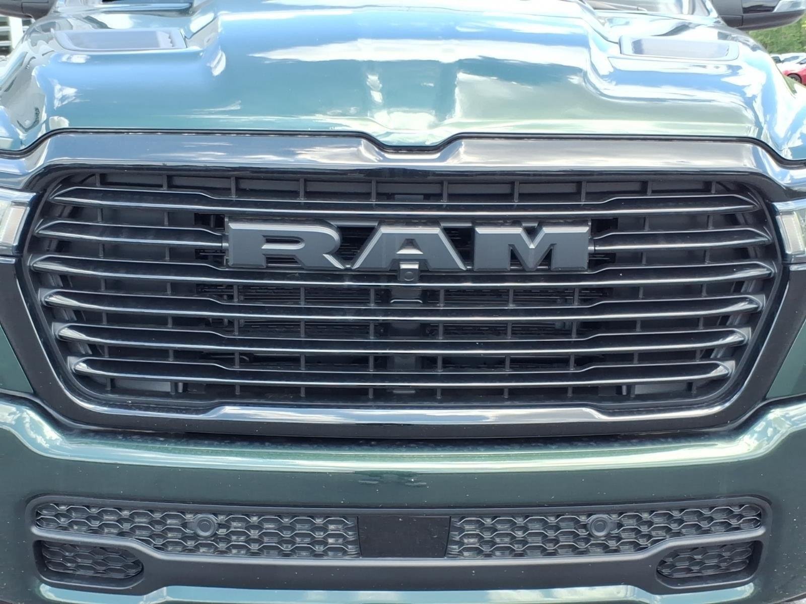 New 2026 Serrano-Green Metallic Exterior Paint RAM Laramie image 14