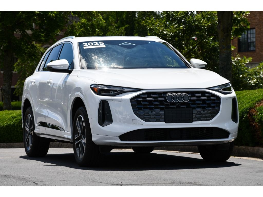 Used 2025 Arkona White Audi Premium image 2