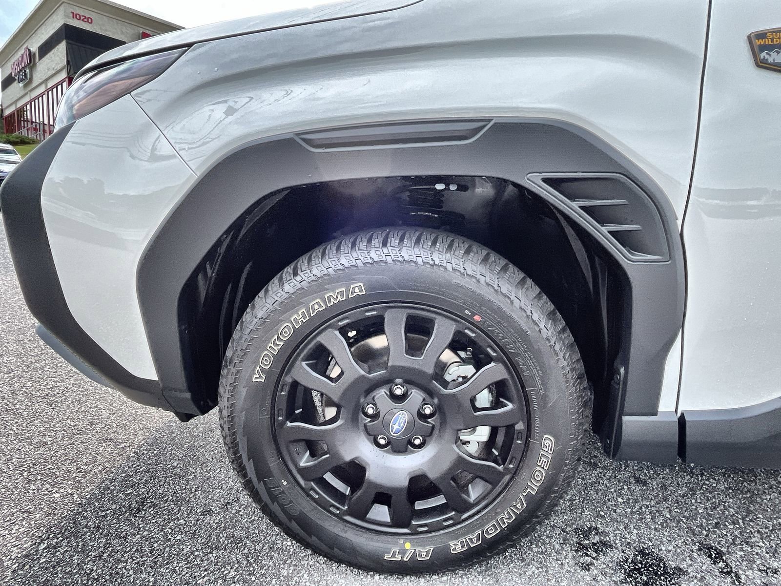 New 2026 CRYSTAL WHITE PEARL Subaru Wilderness image 13