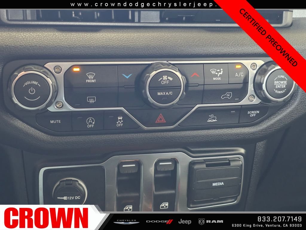 Certified Used 2025  Jeep Sport image 24