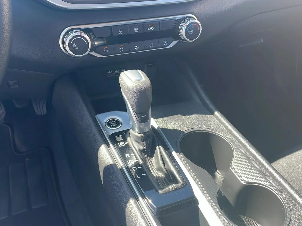 2025 Nissan Altima SV - Photo 18