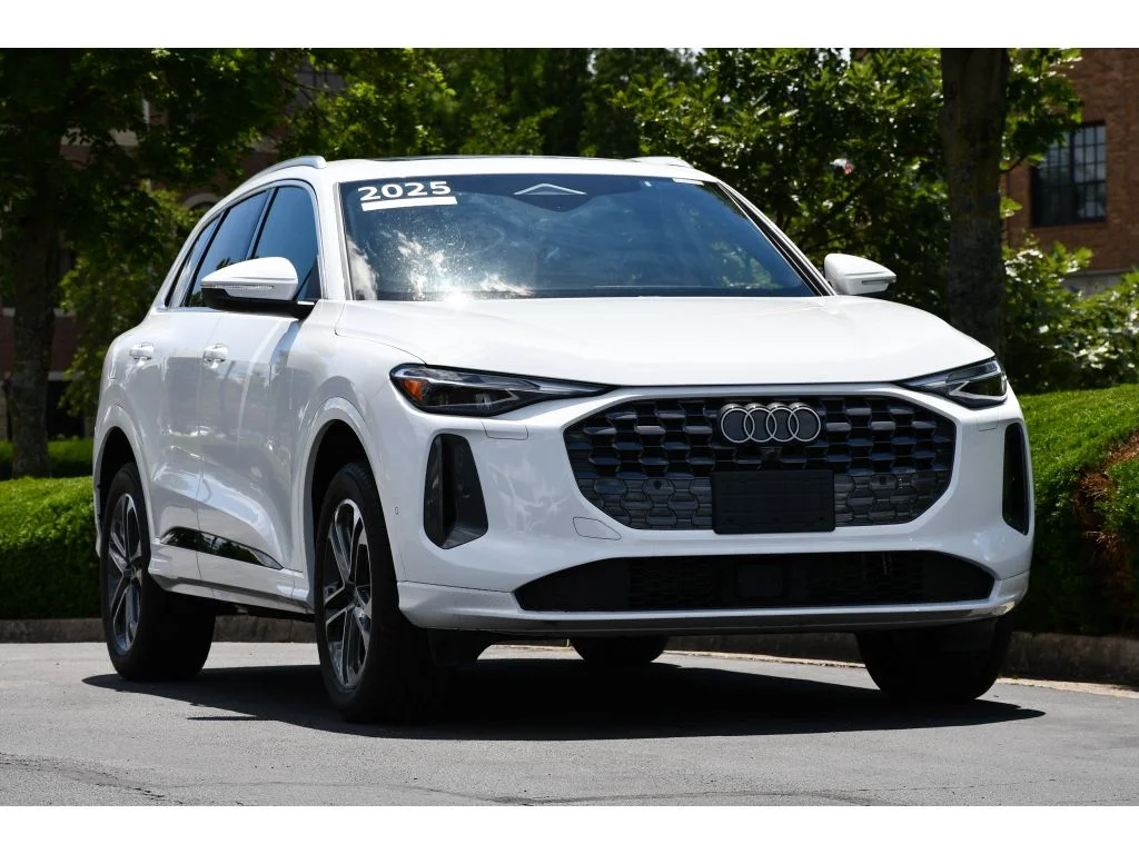 Certified Used 2025 Arkona White Audi Premium image 2