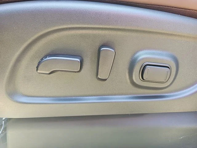 Used 2024 Gray Nissan Platinum Reserve image 22