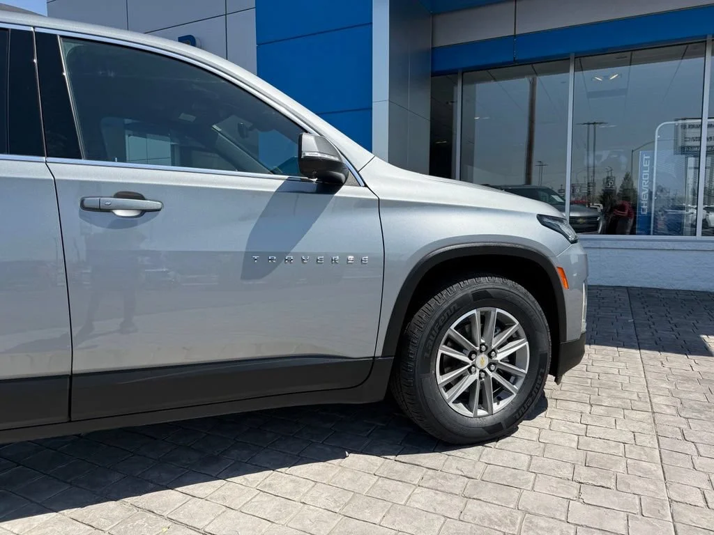 Used 2023 Sterling Gray Metallic Chevrolet LT Cloth image 14