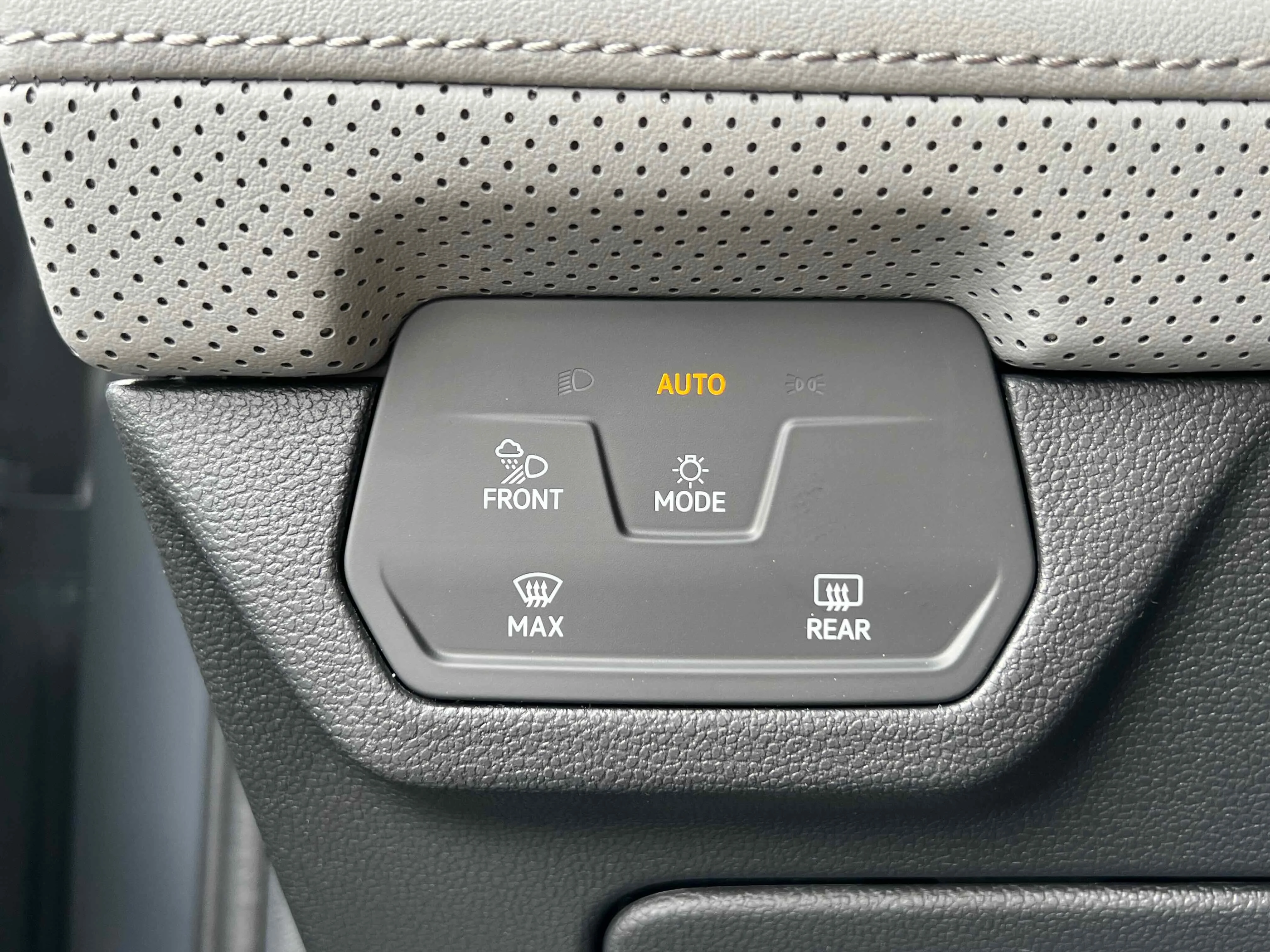 New 2026 Gray Volkswagen 2.0T Peak Edition image 34