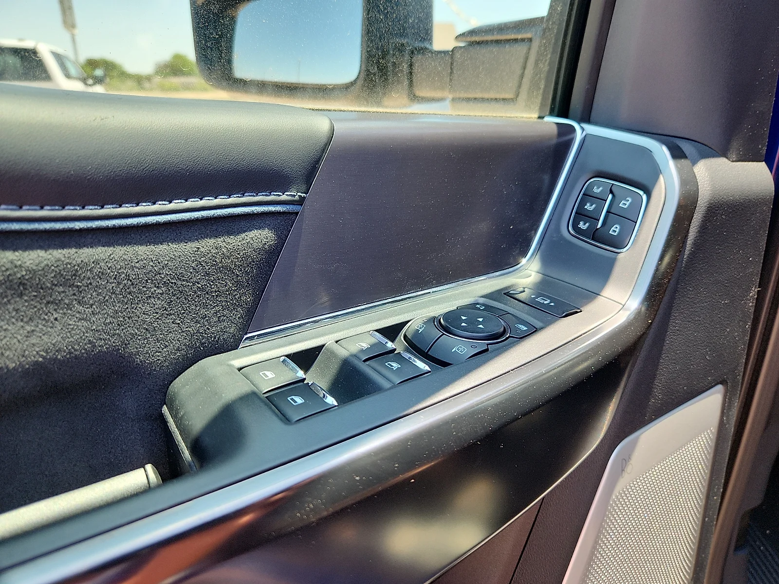 New 2026 Argon Blue Metallic Ford F-250® Platinum® image 15