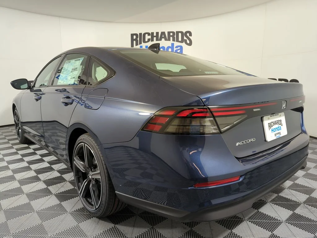 New 2026 Canyon River Blue Metallic Honda SE image 3