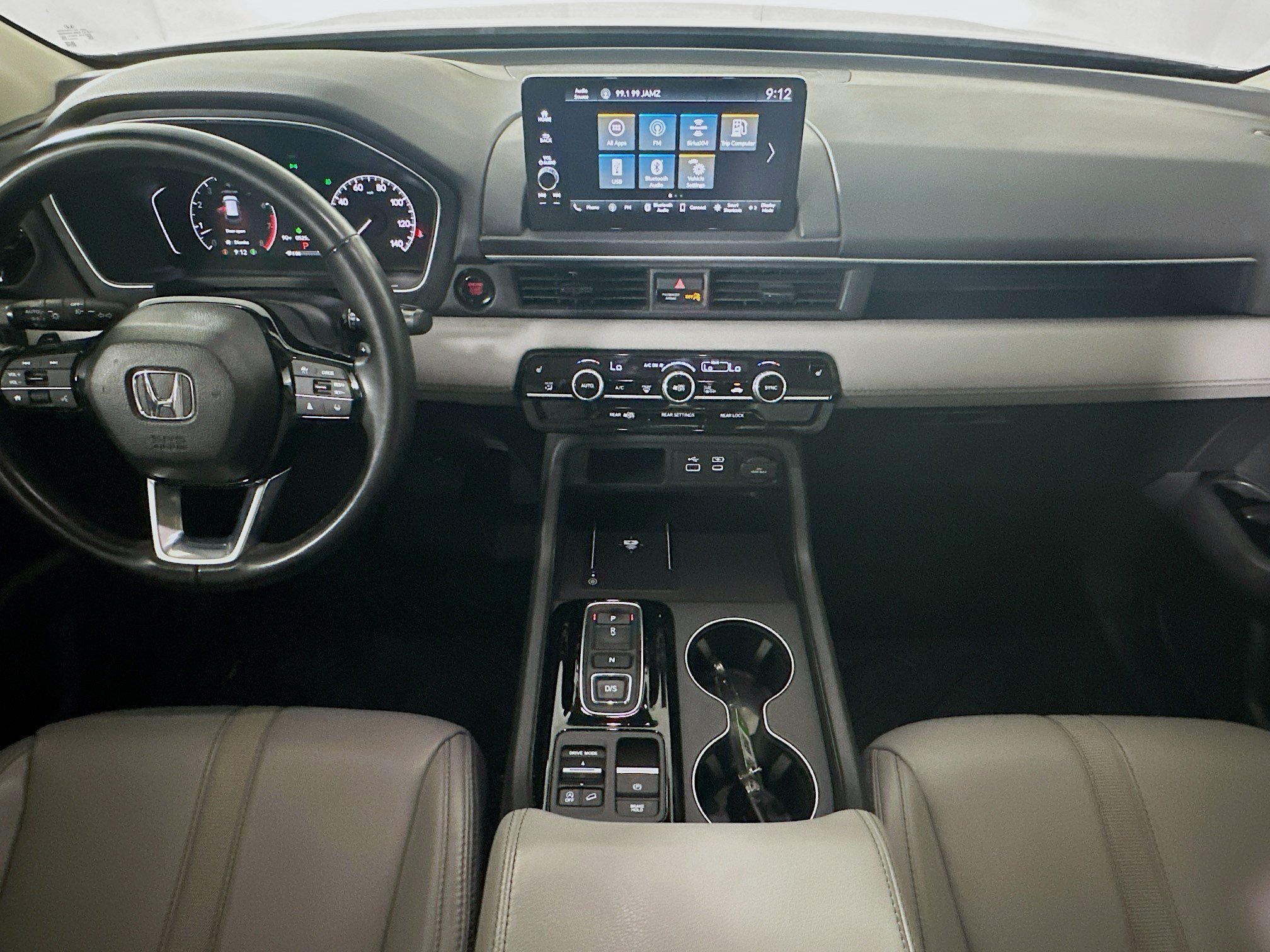 Used 2025 Silver Honda EX-L image 27