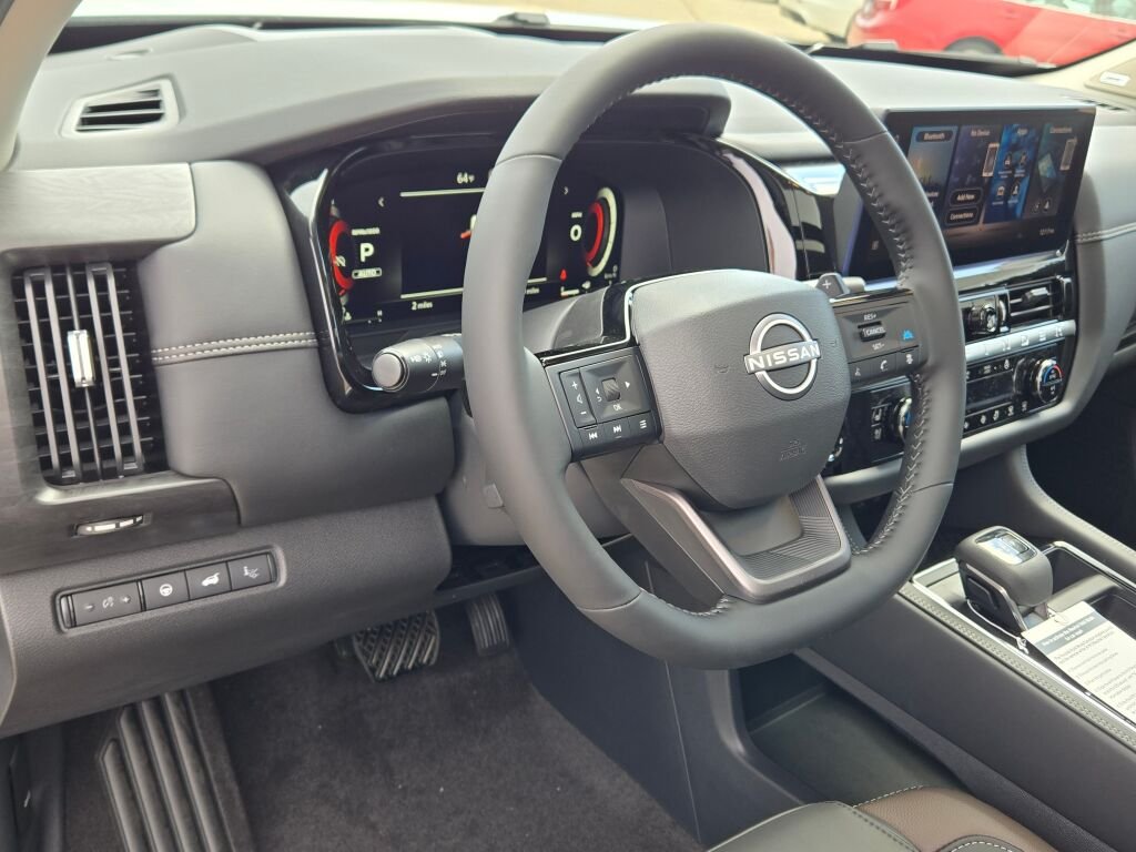 New 2026 Everest White Pearl TriCoat / Super Black Two-tone Nissan Platinum image 24