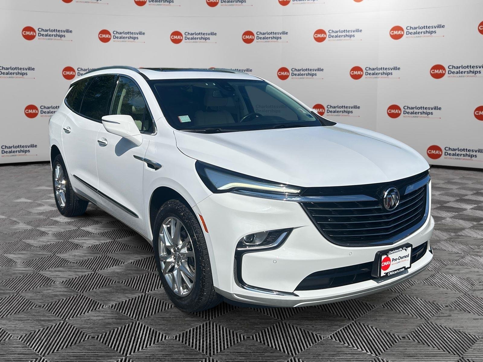 Used 2023 Summit White Buick Essence image 7